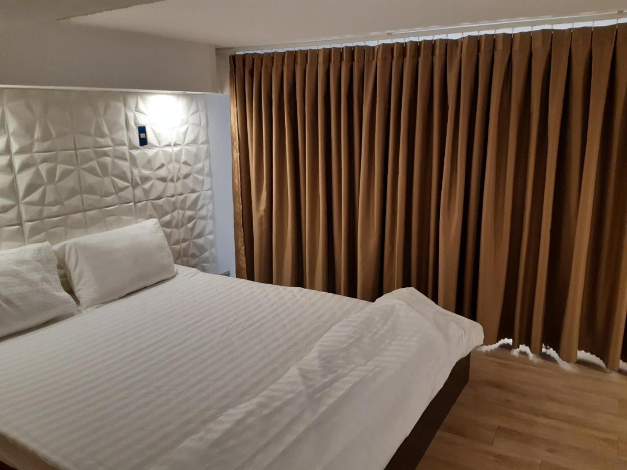Seashine Apartment Дананг Екстер'єр фото